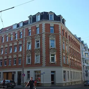 Apartment Flat In Neo Country Style Aus Gründerzeit Bis 6 Person, Leipzig